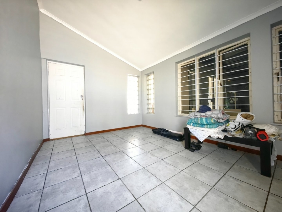 4 Bedroom Property for Sale in Richwood Western Cape